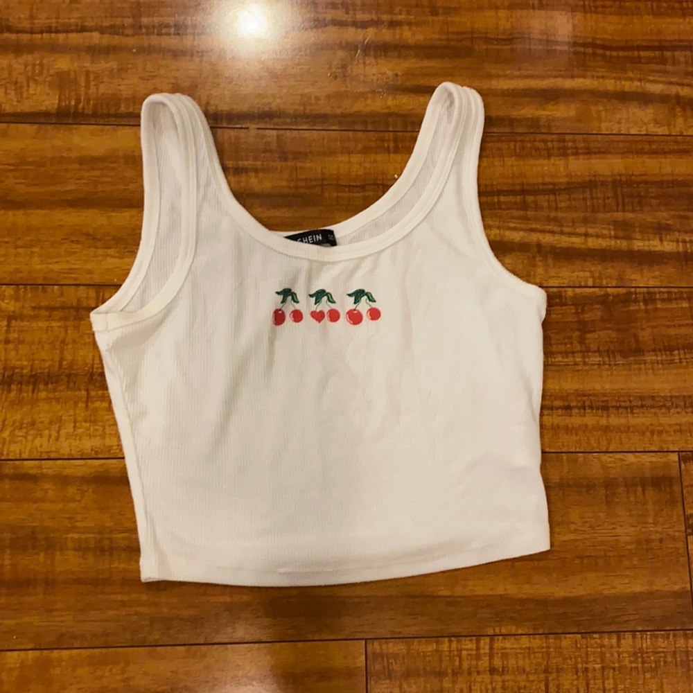 Cropped tank